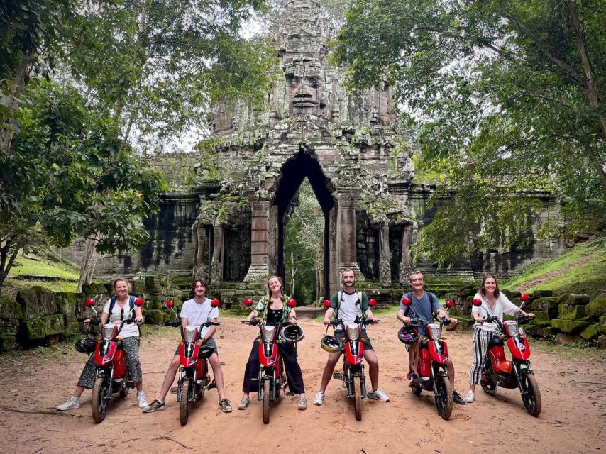 Siem Reap: E-Bike Guided Tour of Angkor Wat With Local Lunch - Good To Know