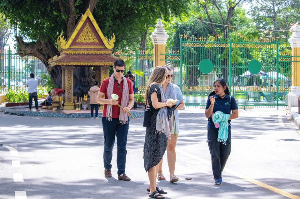 Siem Reap: Khmer Water Blessing by Monk and Lotus Farm Visit - Water Blessing Ceremony