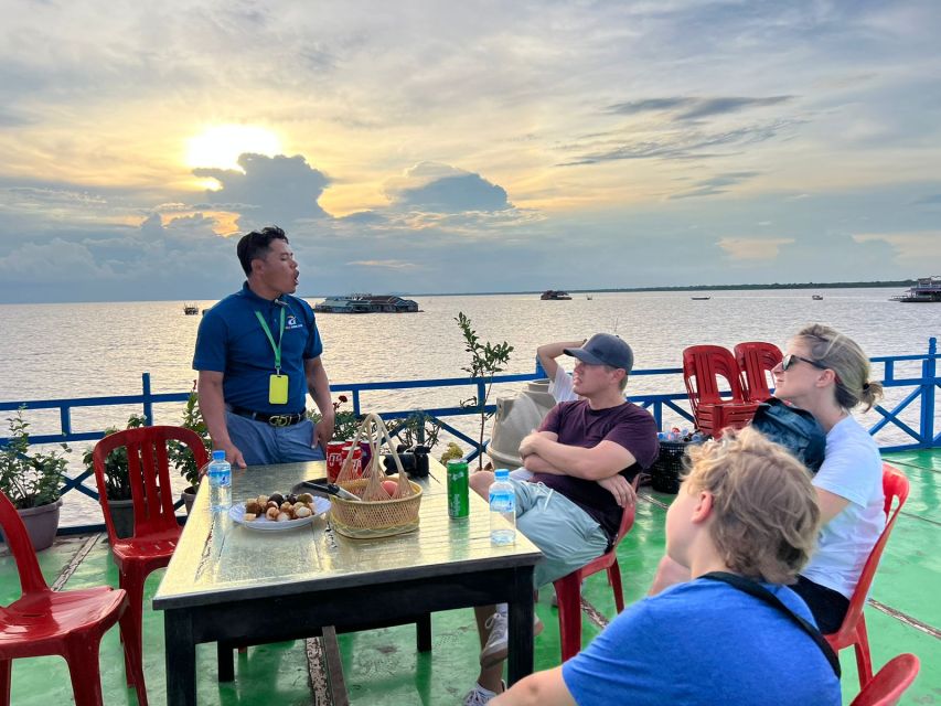 Siem Reap: Tonle Sap Sunset Boat Cruise With Transfers - Itinerary and Experience