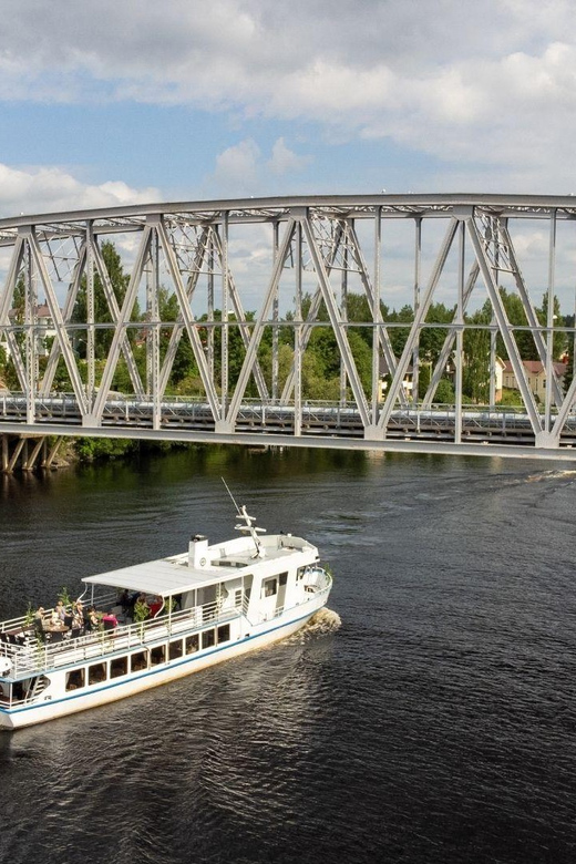 SIGHTSEEING CRUISE AROUND SAVONLINNA - Key Points