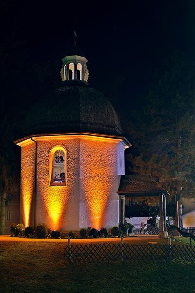 Silent Night Oberndorf Christmas Eve Tour From Salzburg - Good To Know