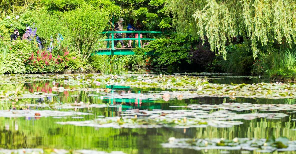 Small-Group Giverny and Van Goghs Room in Auvers From Paris - Key Points