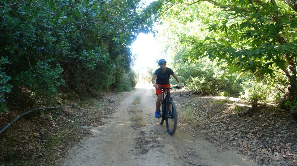 Small Villages and Cretan Nature. E-Bike Tour - Key Points