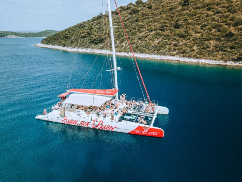 Split: Full-Day Catamaran Cruise to Hvar & Pakleni Islands - Good To Know