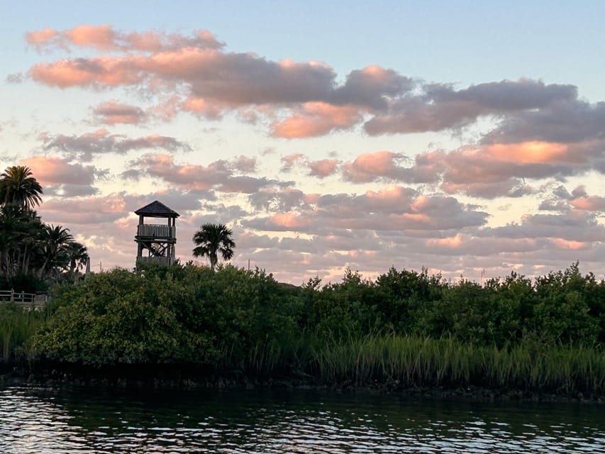 St. Augustine: Sunset Boat Tour to Dolphin Bay - Key Points