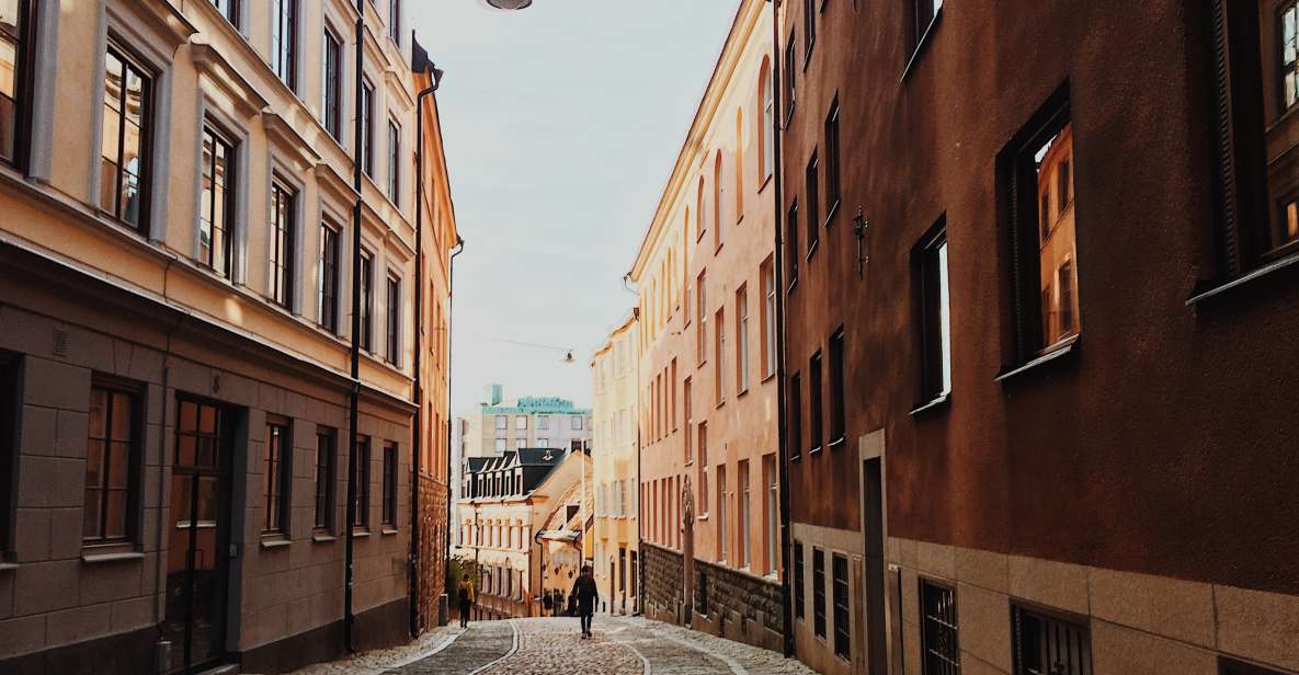 Stockholm: Express Walk With a Local in 60 Minutes - Key Points