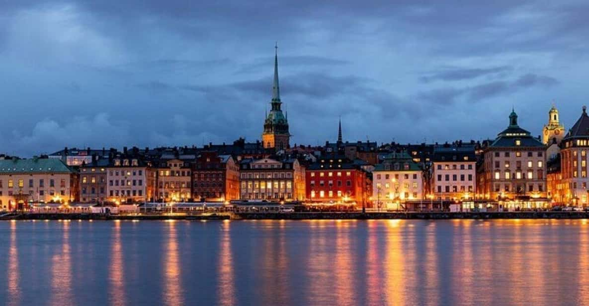 Stockholm: Must-See Attractions Walking Tour With a Guide - Key Points