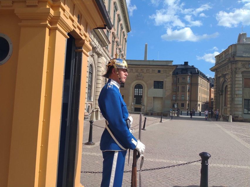 Stockholm Private 3h Walking Tour - Key Points