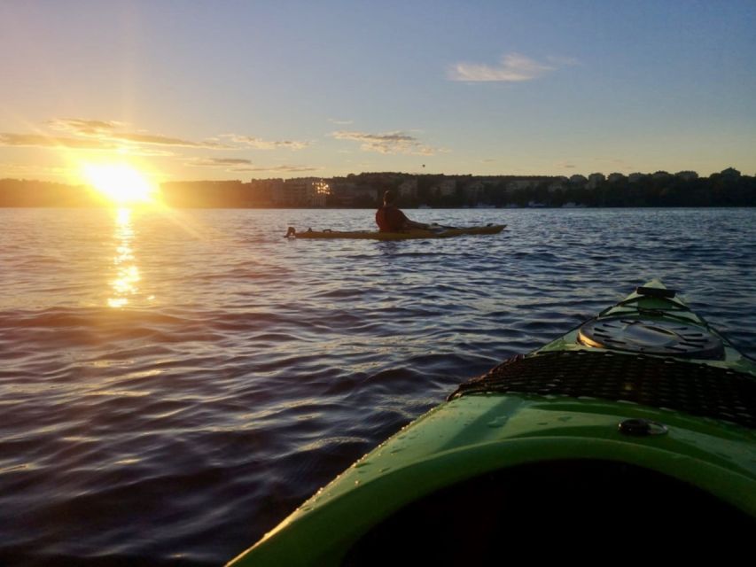 Stockholm: Sunset Kayak Tour in the City + Swedish Fika - Key Points