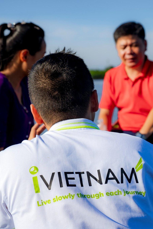 Sunrise Floating Market on Tam Giang Lagoon - Key Points