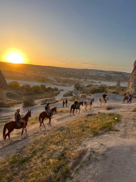 Sunset Horseback Riding Experiance - Key Points