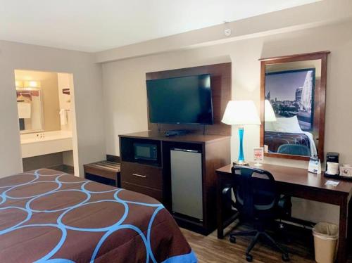 Super 8 by Wyndham Cookeville, TN - Good To Know