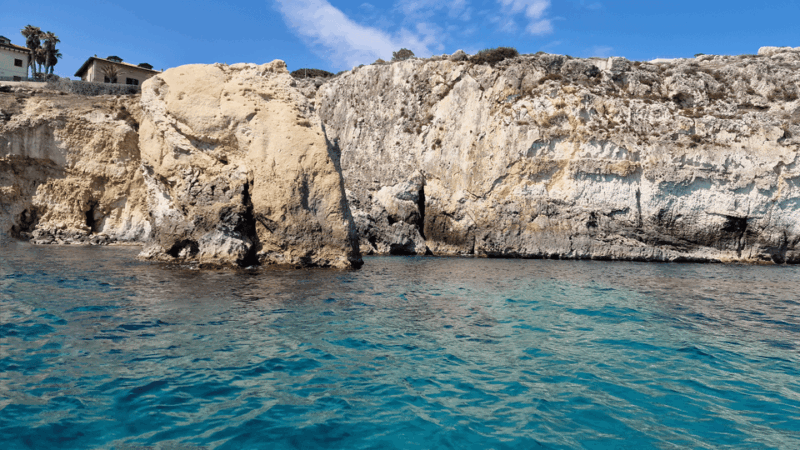 Syracuse: PRIVATE Boat Excursion 2.5h - Onboard Amenities