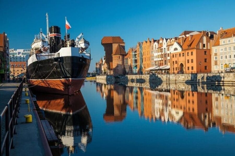 Gdansk : Must-See Attractions Walking Tour