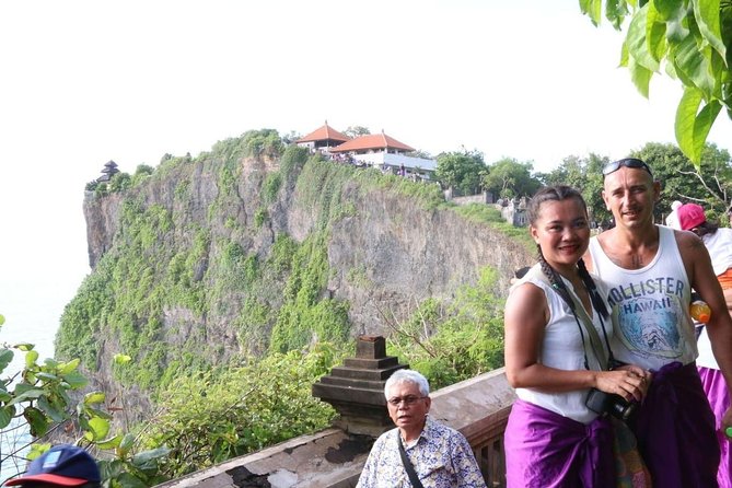 Tanah Lot and Uluwatu Temple Tour Including Seafood Dinner at Jimbaran Beach - Tour Highlights