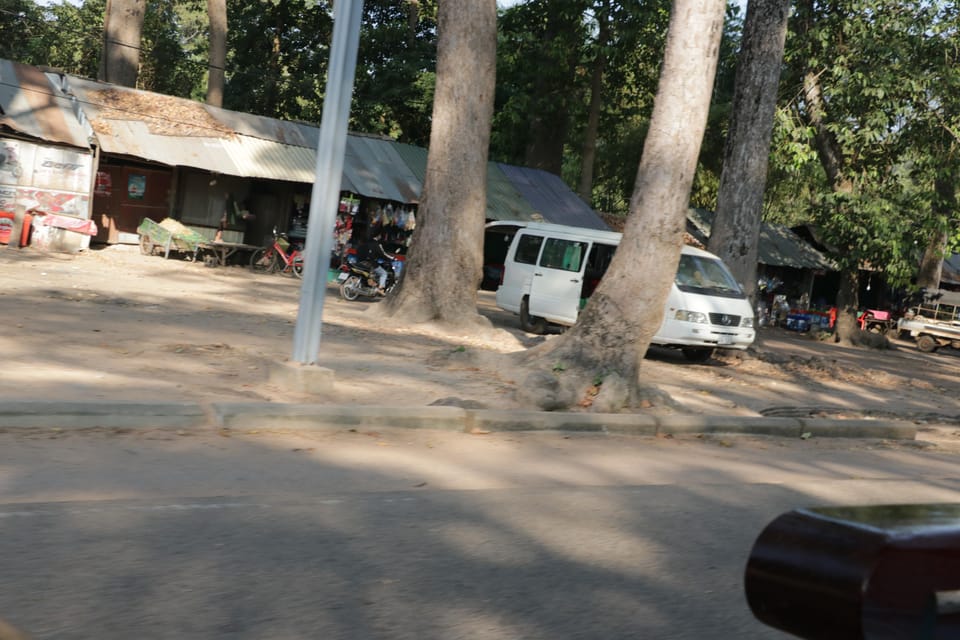 Taxi Transfer From Phnom Penh Hotel to Siem Reap City Hotel - Good To Know