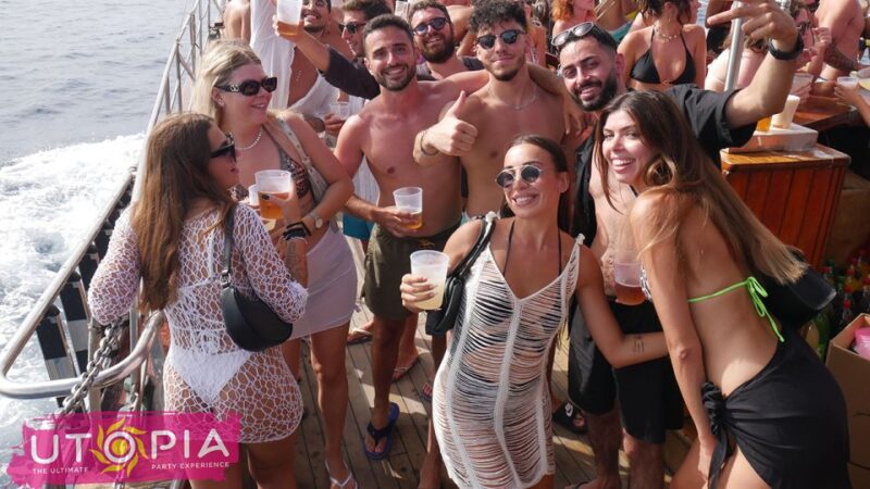 Tenerife: Boat Party With Open Bar and DJS - Key Points