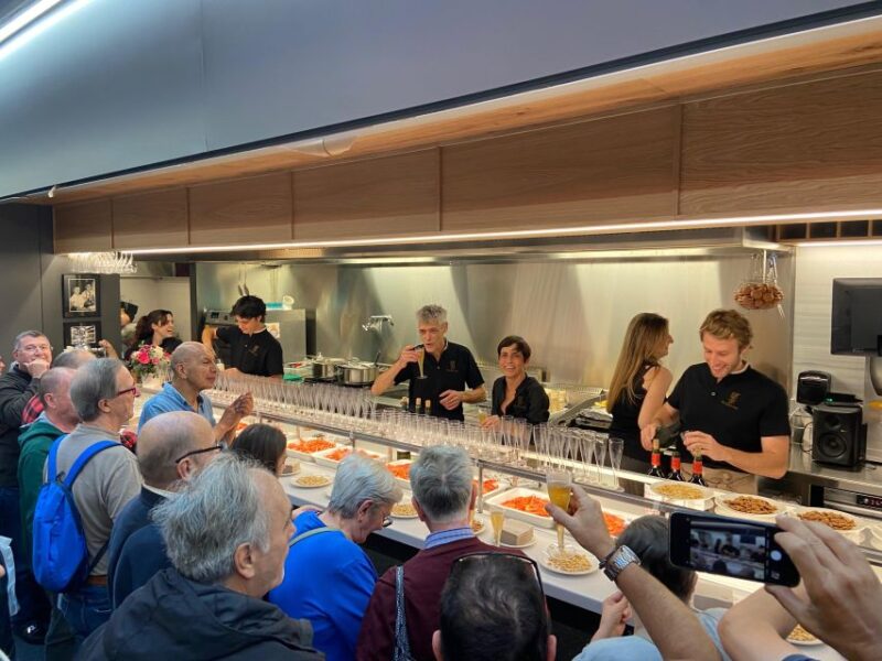 The Barcelona Market Magic: Unveiling Spanish Culinary Gems - Key Points