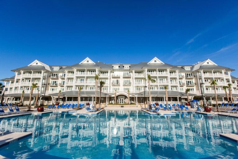 The Beach Club at Charleston Harbor Resort and Marina Review