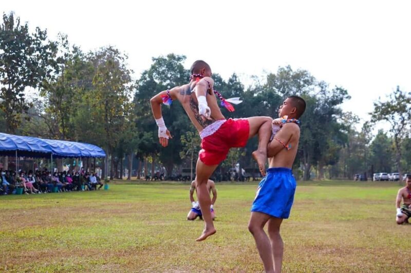 The Master Art of Muay Thai Boxing Experience Ongbak - Key Points
