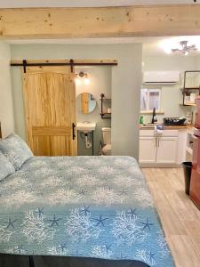 The Panacea Motel - Guest Reviews and Ratings