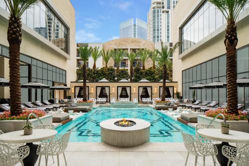 The Post Oak Hotel Review