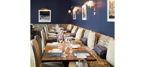The Quogue Club - Good To Know