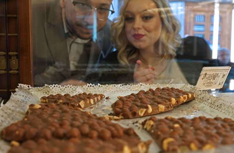 The Turin Chocolate Tasting Experience With Sightseeing - Key Points