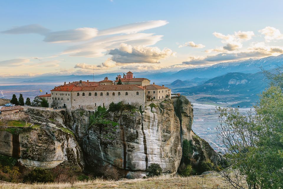 Thessaloniki: Full-Day Bus Trip to Meteora - Key Points