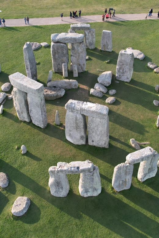 To/ From Southampton Cruise Port to Gatwick via Stonehenge - Good To Know