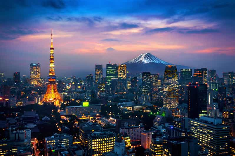 Tokyo Tower: Privat Tour, Day or Night With Local Guide - Key Points