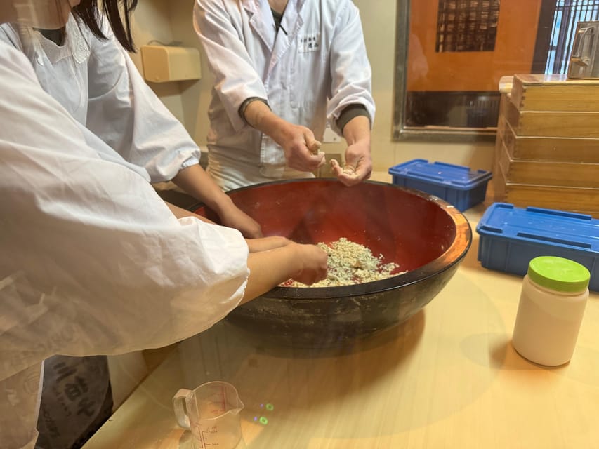 Tokyo : Ueno Area Authentic Soba Noodle Making Experience - Experience Overview