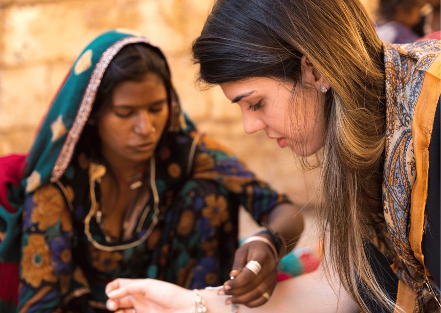 Tour of Artistic Work in Jaipur With a Local Meet With Local - Key Points