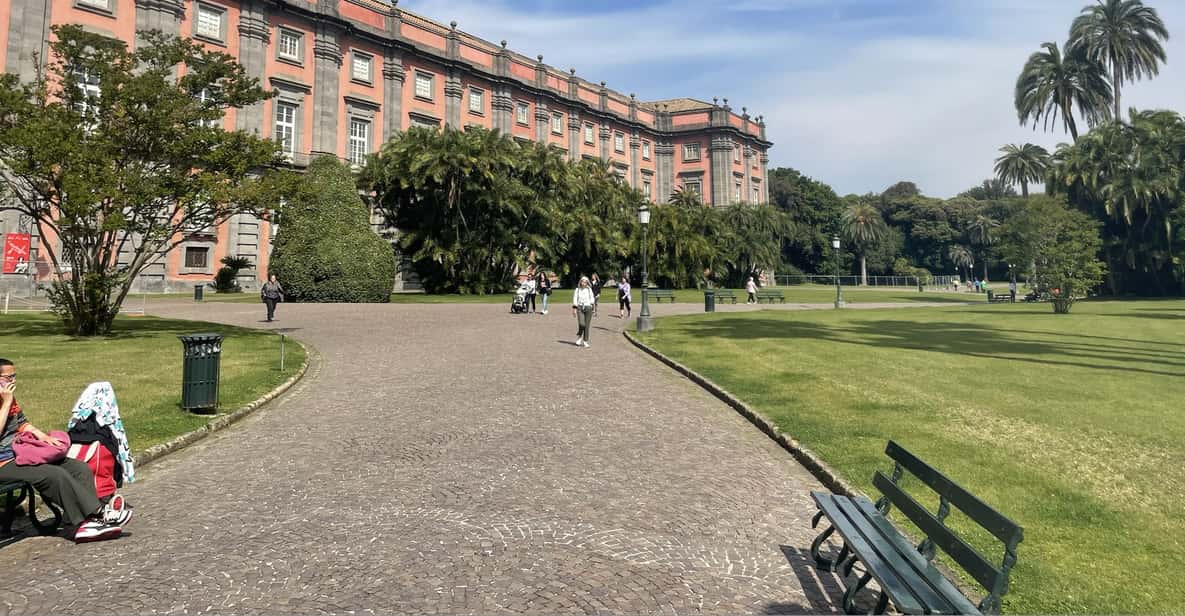 Tour Through Capodimonte From Art History Student and Intern - Key Points