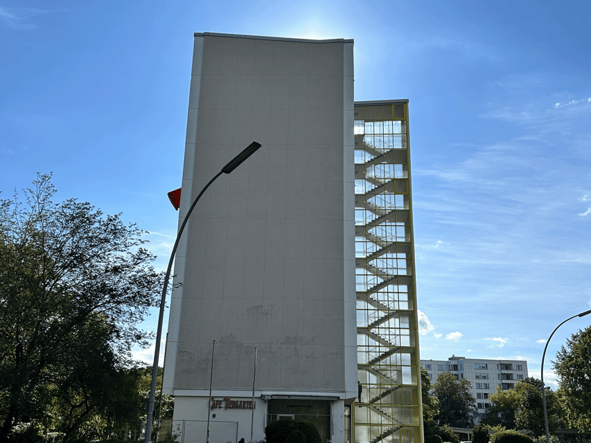 Uncanny Berlin: Discover Hidden Soviet Time Architecture - Key Points