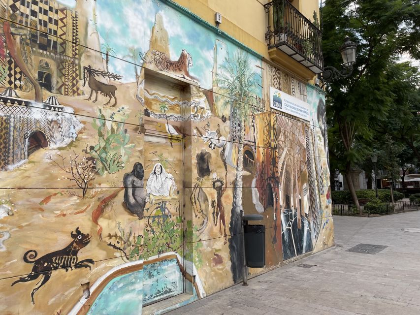 Valencia: Street Art Tour on Bicycle, E-Bike or E-Step - Key Points