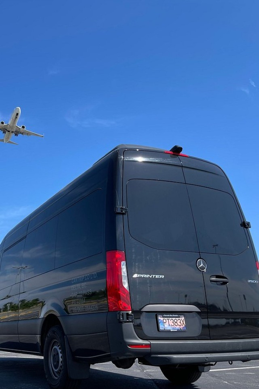 Vancouver: Private Shuttle - Suburban/Benz Van - Vehicle Information