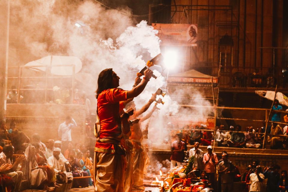 Varanasi: Dasaswamedh Ghat - Ganga Arti - Kashi Vishwanath - Key Points