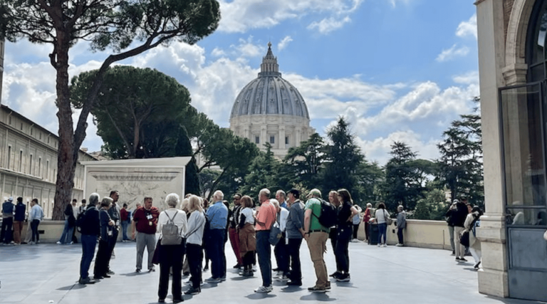 Vatican City: Easy Access Vatican Tour With Sistine Chapel