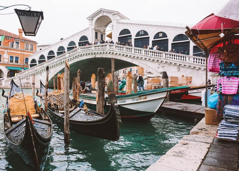 Venetian Aperitif: Wine Tasting and Cicchetti Tour - Key Points