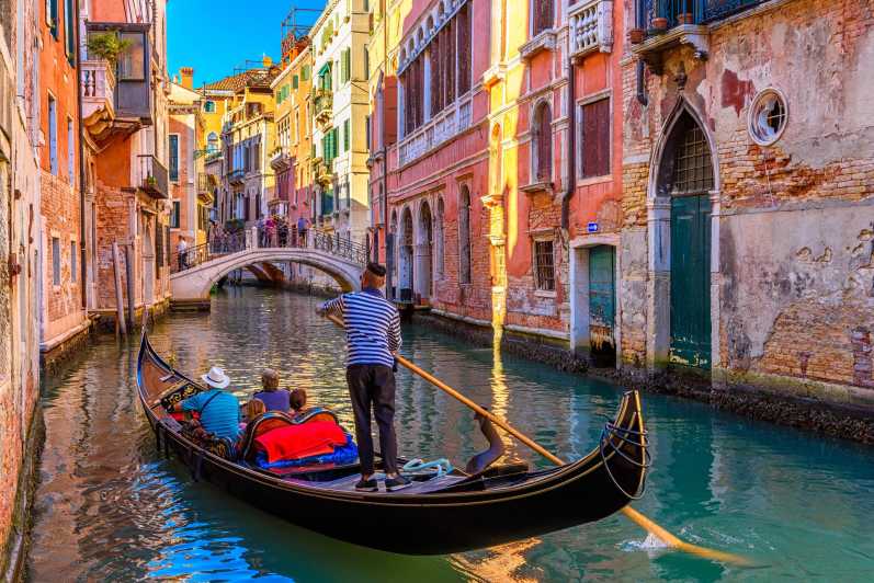 Venice: Private Gondola Ride Experience - Key Points