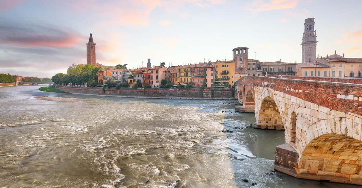 Verona: Express Walk With a Local in 60 Minutes - Key Points