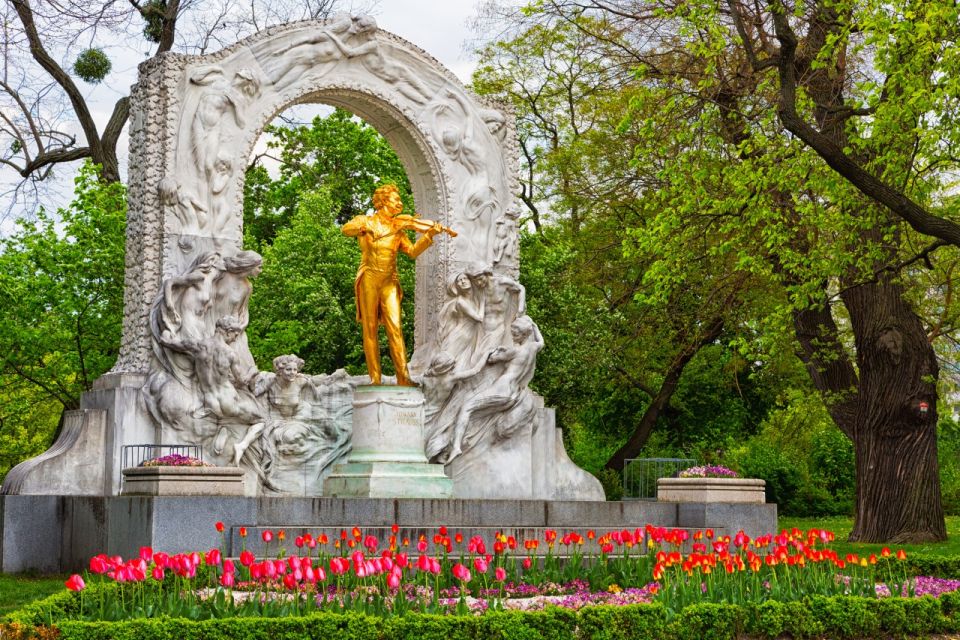 Vienna: Meet Strauss Private Guided Walking Tour - Good To Know