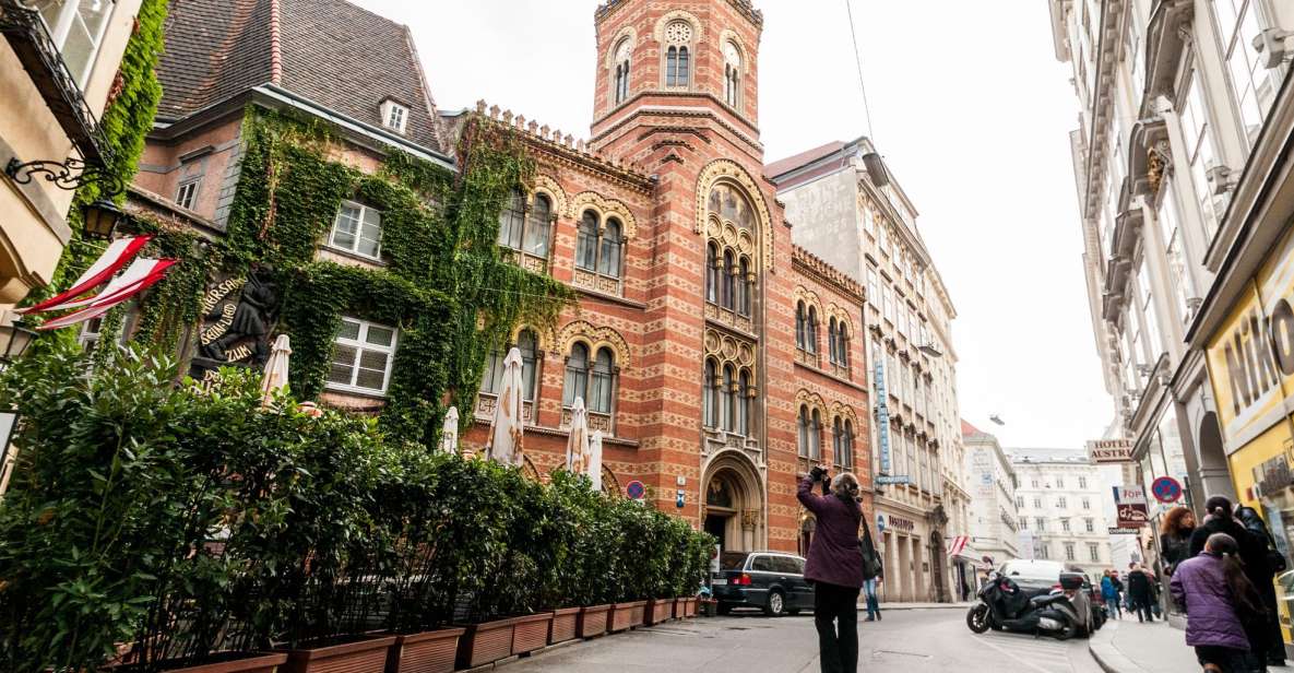 Vienna: Romantic Old Town 2-Hour Discovery Tour - Good To Know