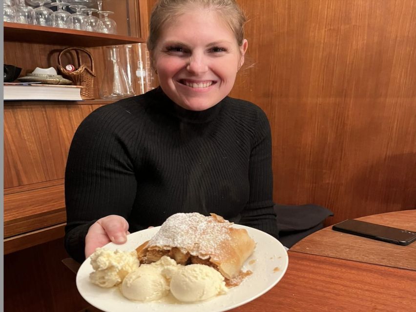 Vienna: Wiener Schnitzel and Strudel Cooking Class - Good To Know