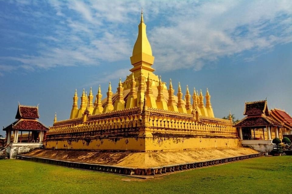 Vientiane : Private Custom Tour With a Local Guide - Key Points