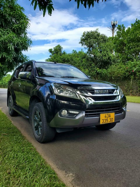 VIP Car Rental in Da Nang Hoi An - Luxury and Comfort Car - Key Points