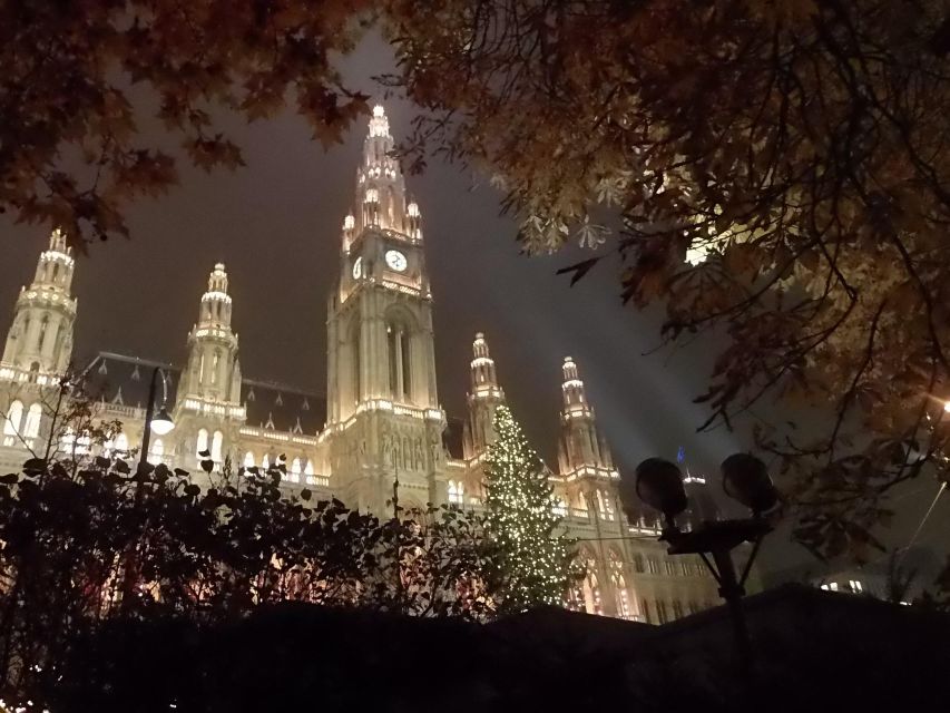 Walking on the Historical Trail of Viennese Christmas Trees - Good To Know