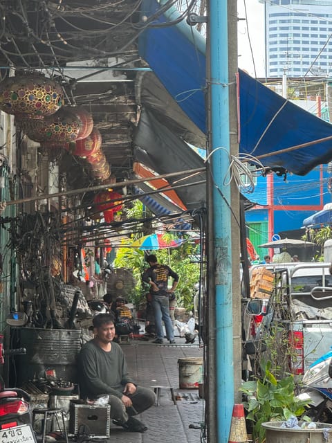 Walking Tour in Bangkok - Key Points