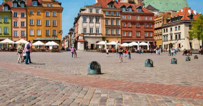 Warsaw: First Discovery Walk and Reading Walking Tour - Good To Know